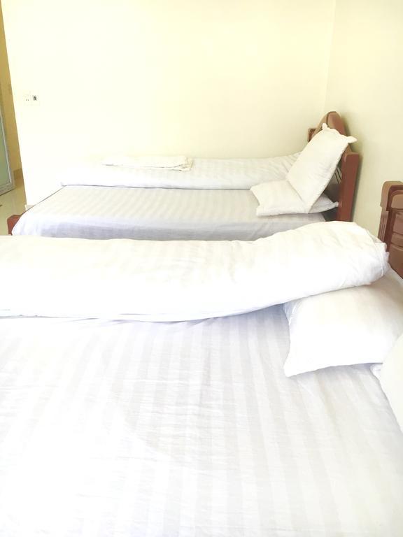 Huyen Tram Guesthouse ドン・ヴァン エクステリア 写真